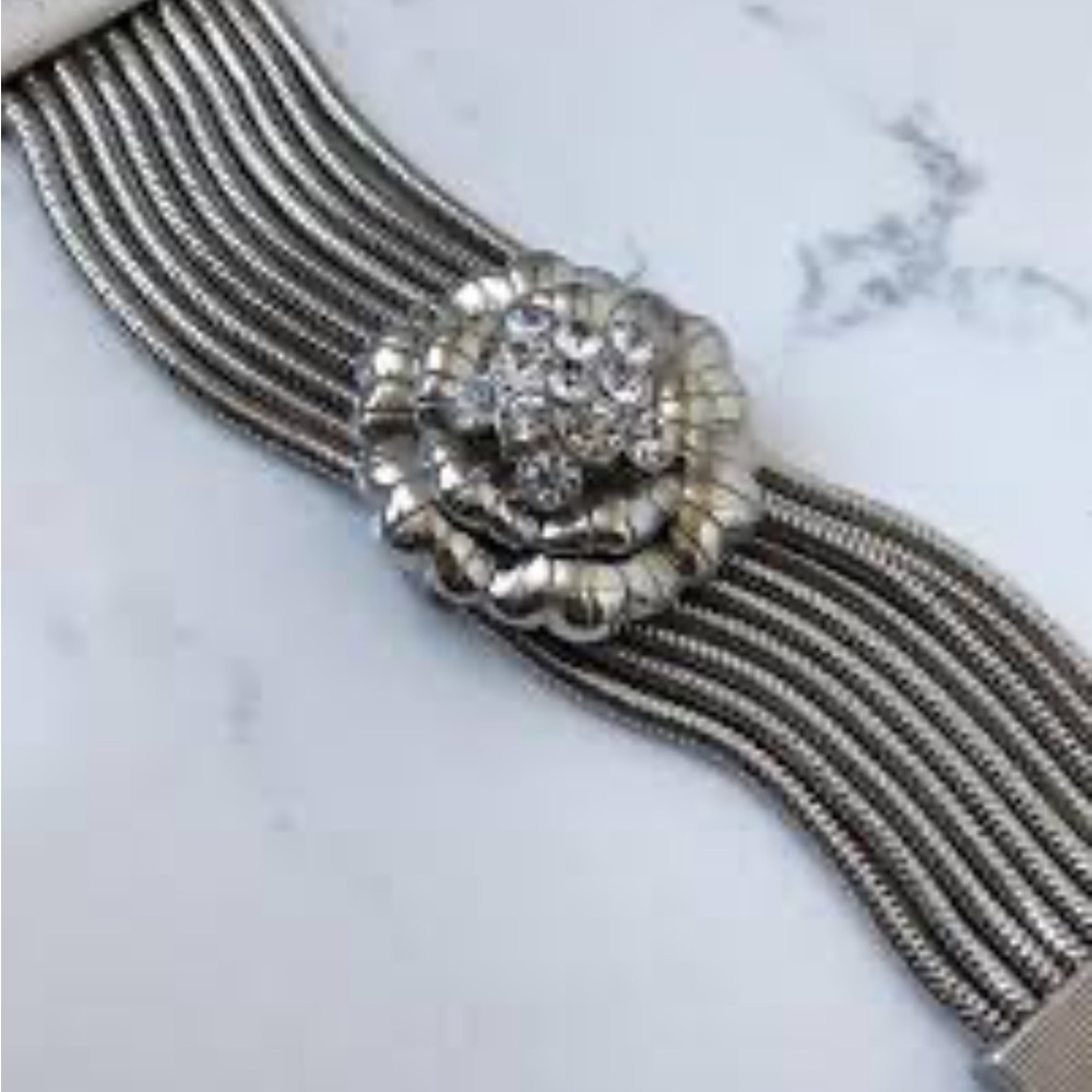 Premier Designs Silver Floral Bracelet - Picture 2 of 3